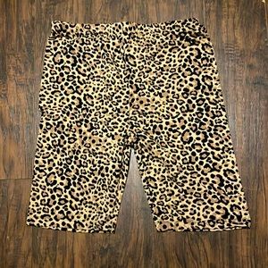 Leopard biker shorts